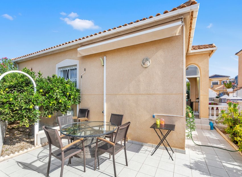 Herverkoop - Villa - Torrevieja - Los Altos