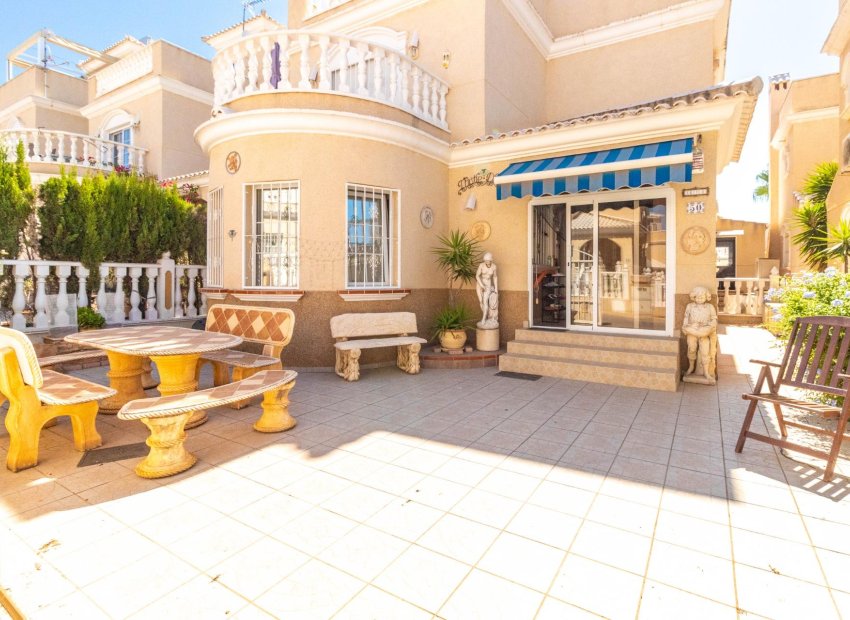 Herverkoop - Villa - Torrevieja - Los altos