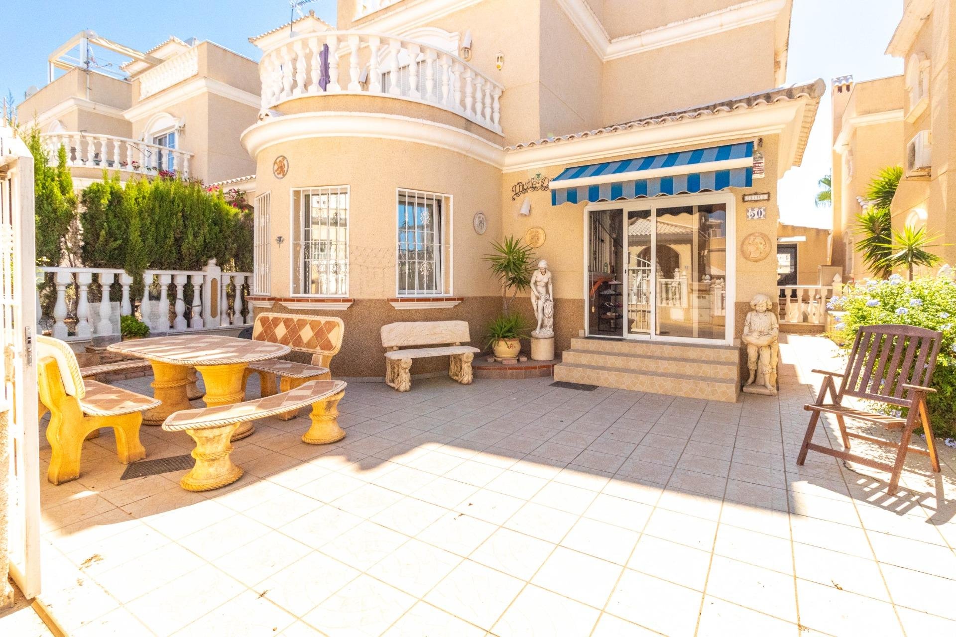 Herverkoop - Villa - Torrevieja - Los altos