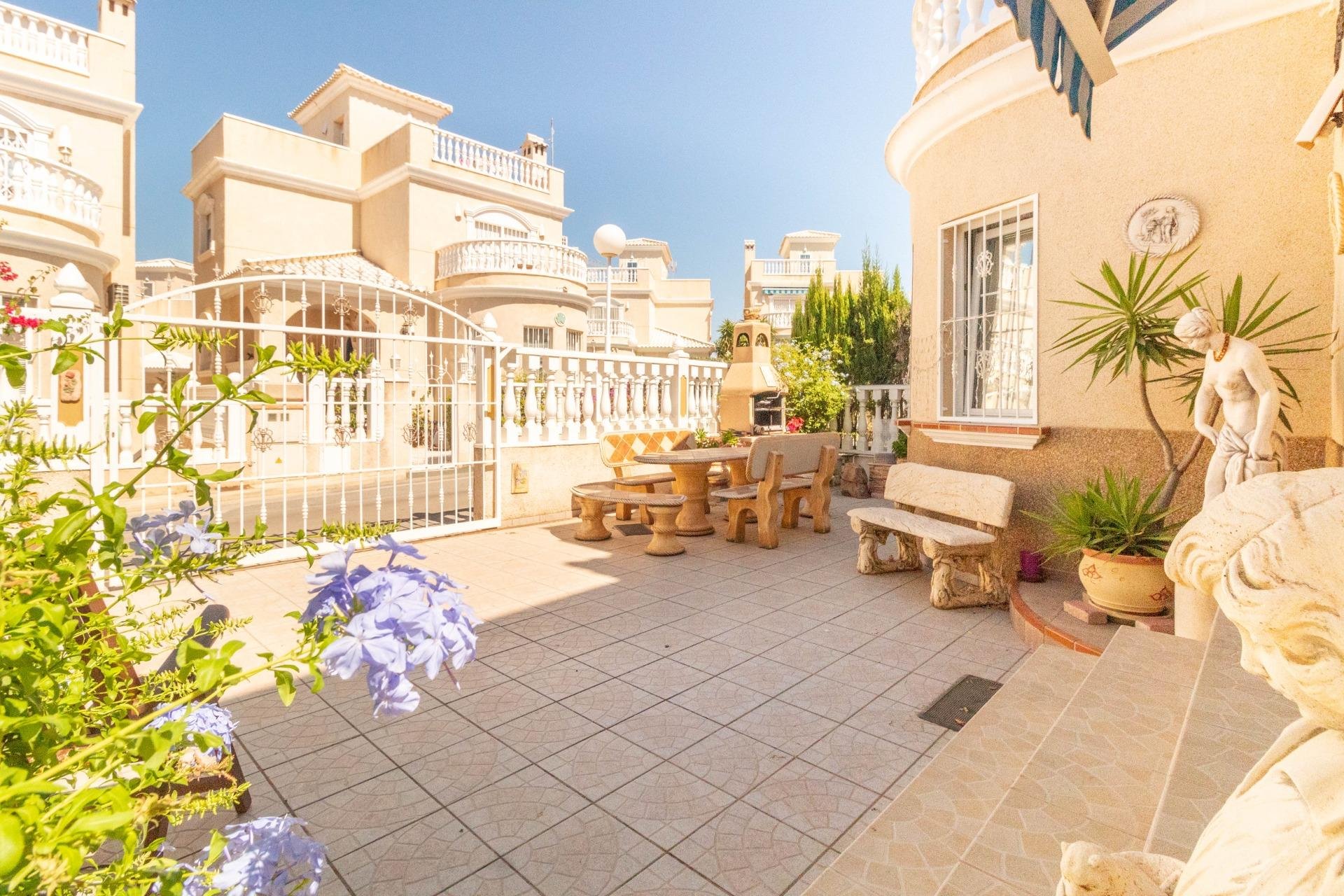 Herverkoop - Villa - Torrevieja - Los altos