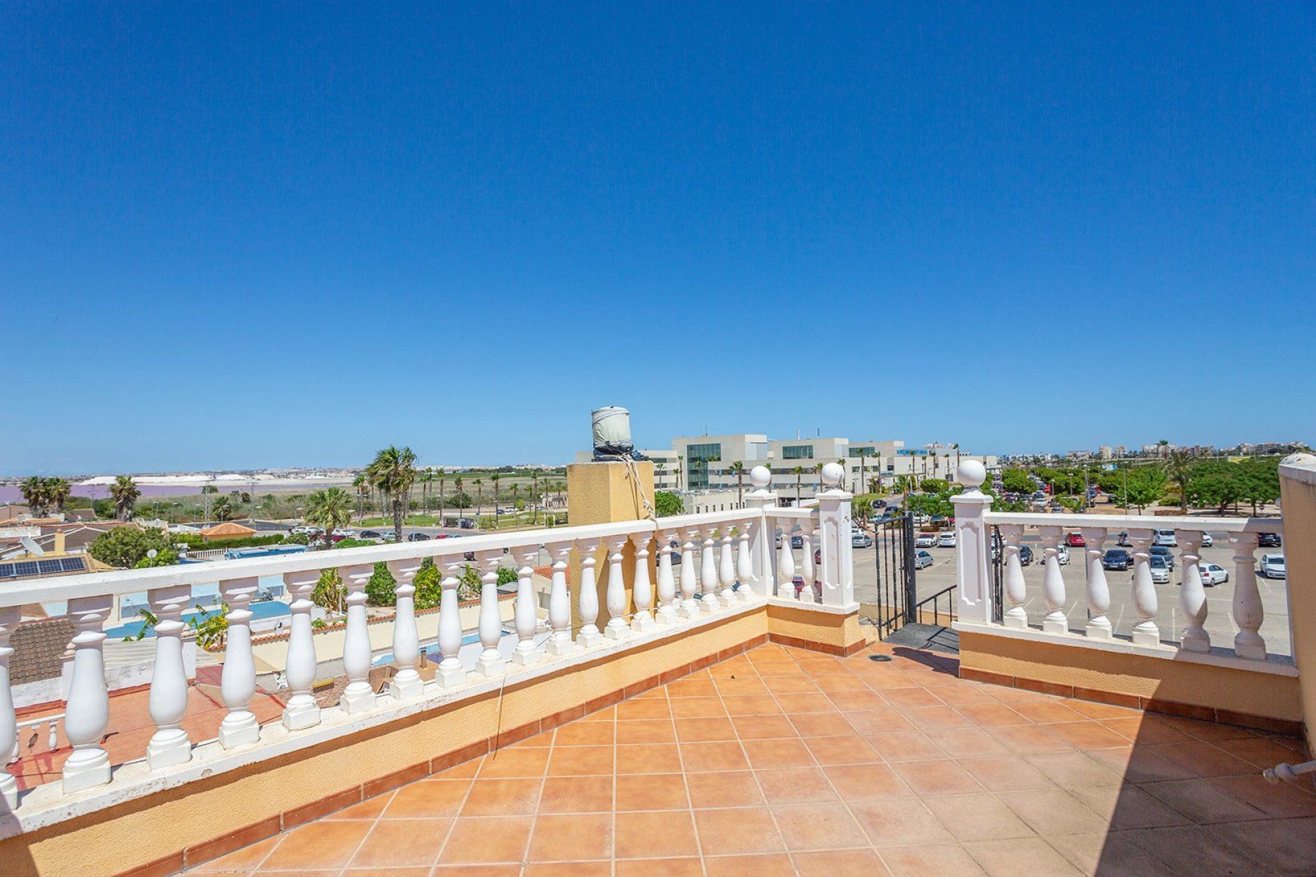 Herverkoop - Villa - Torrevieja - Los Balcones