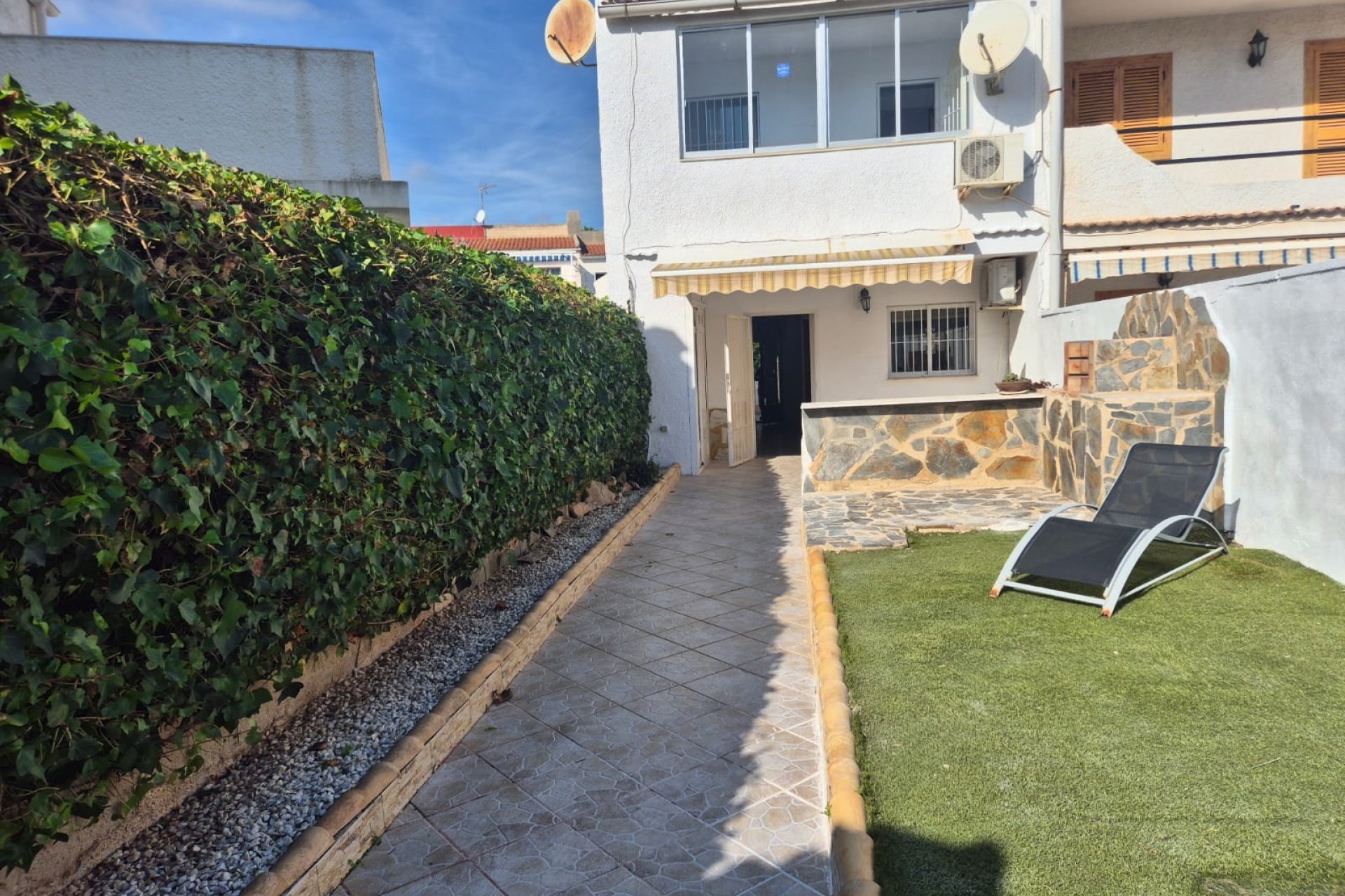 Herverkoop - Villa - Torrevieja - Los Balcones