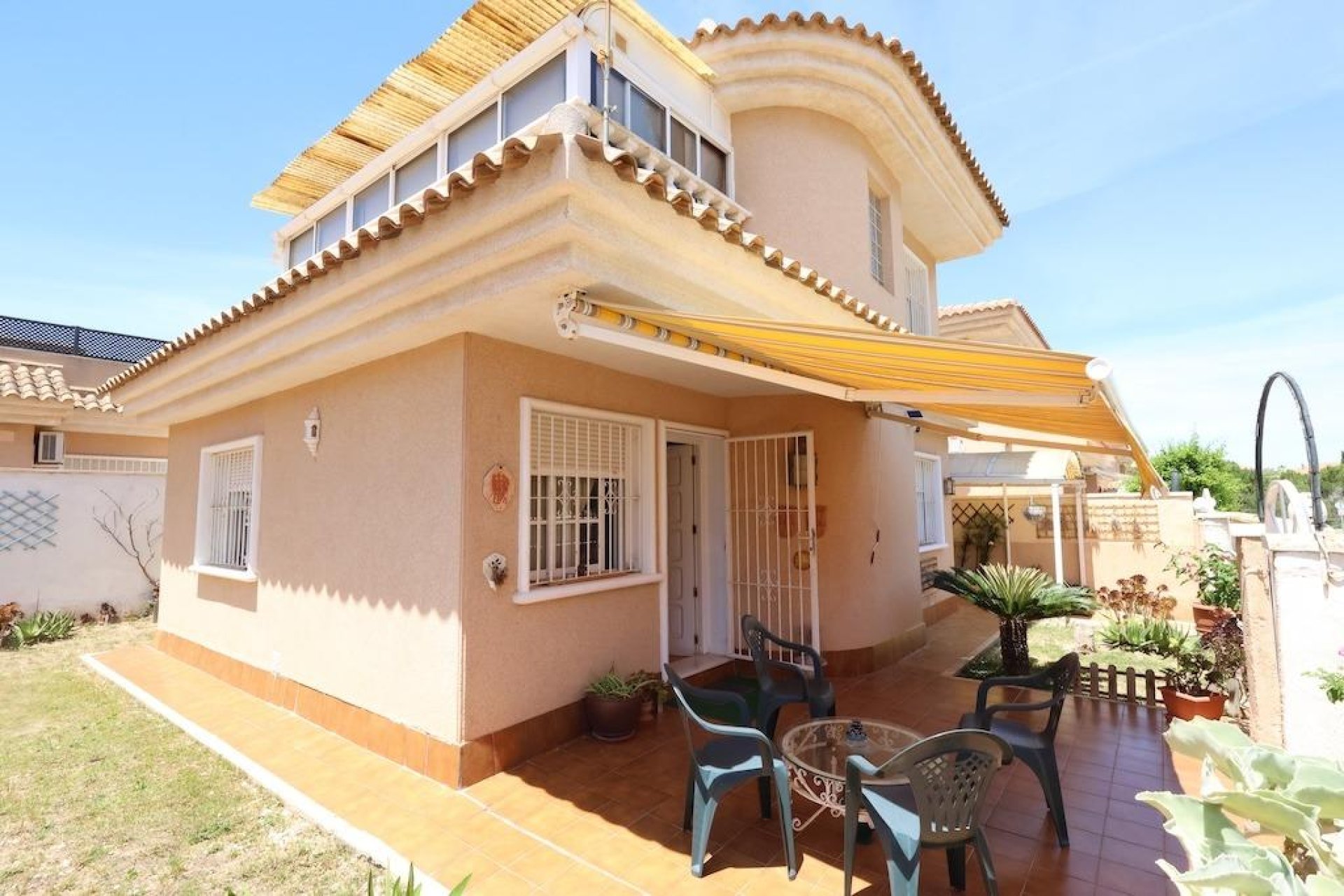 Herverkoop - Villa - Torrevieja - Los Balcones