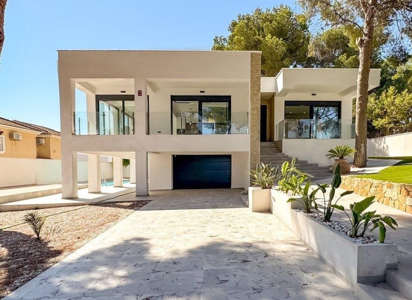 Herverkoop - Villa - Torrevieja - Los Balcones