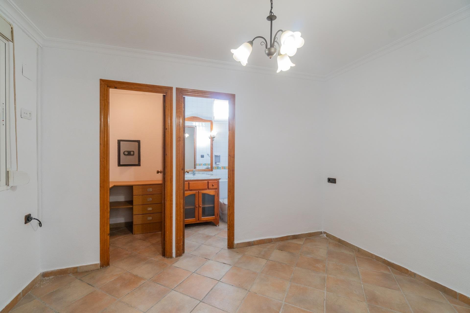Herverkoop - Villa - Torrevieja - Los Balcones