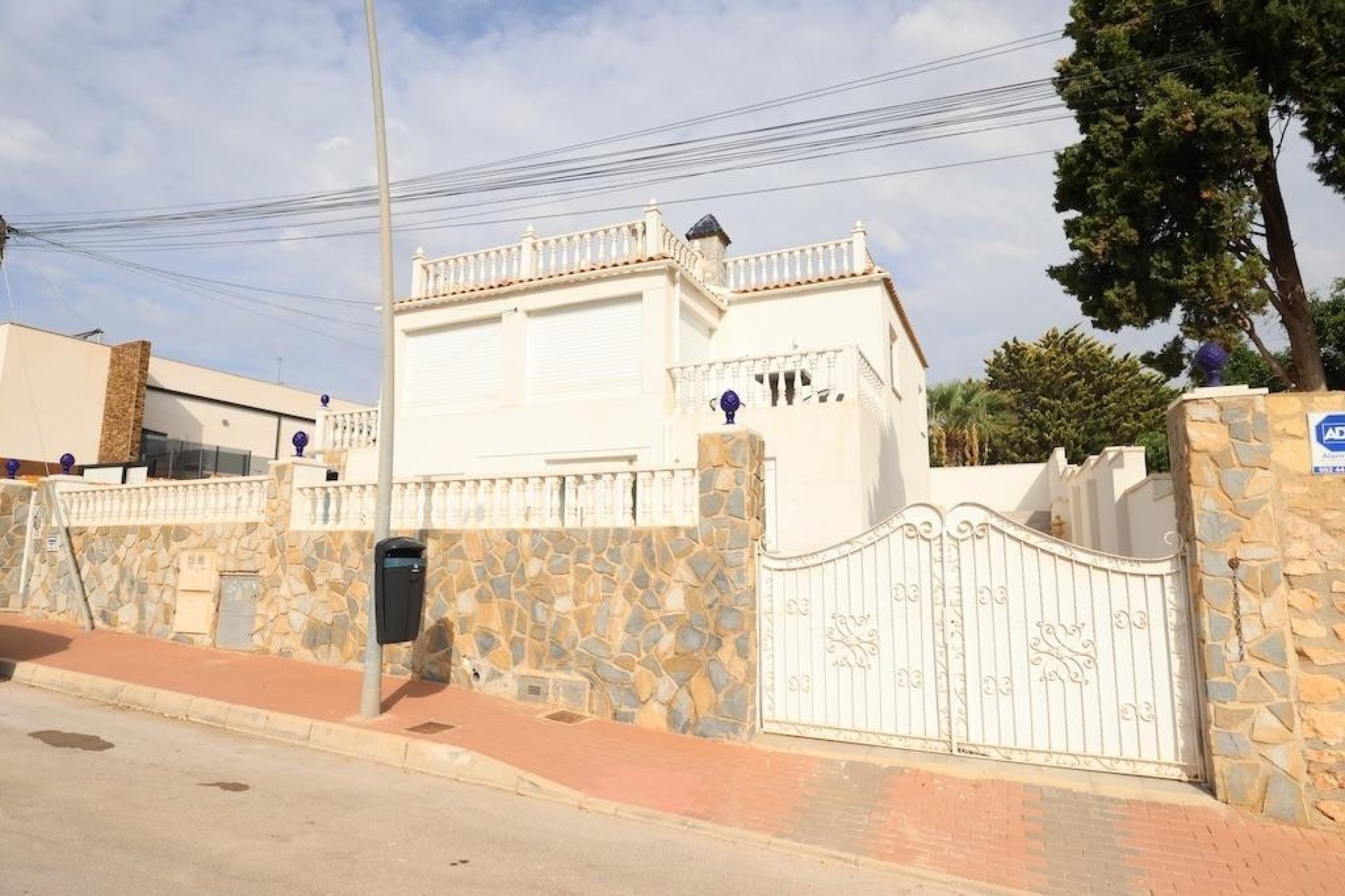 Herverkoop - Villa - Torrevieja - Los Balcones