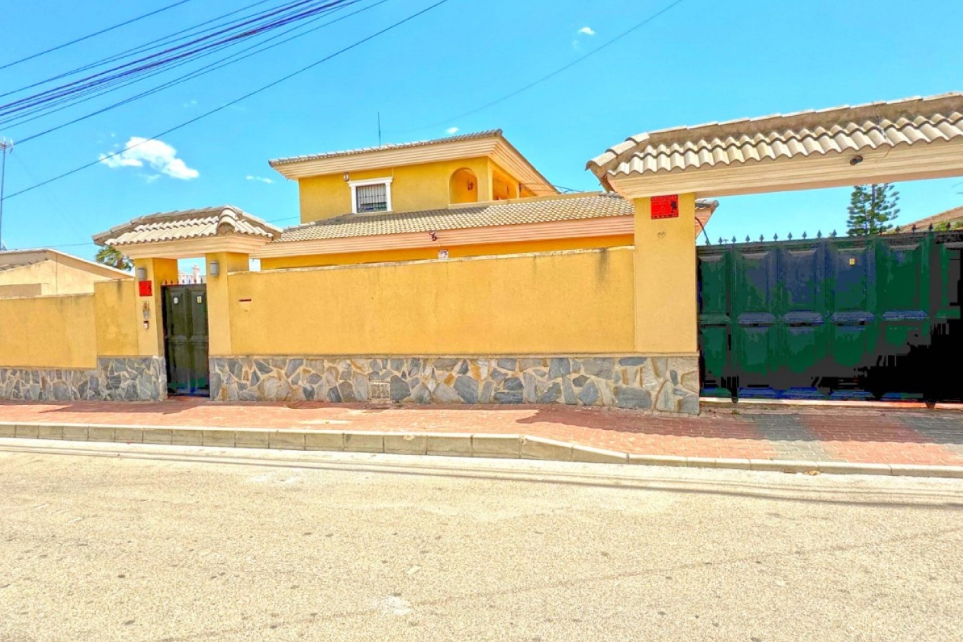 Herverkoop - Villa - Torrevieja - Los Balcones