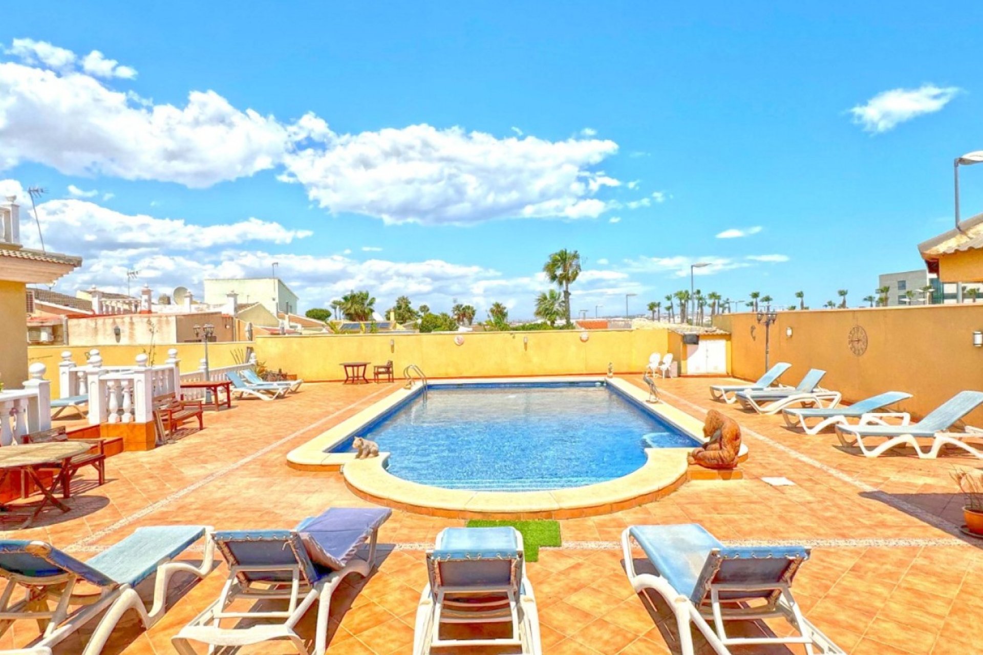 Herverkoop - Villa - Torrevieja - Los Balcones