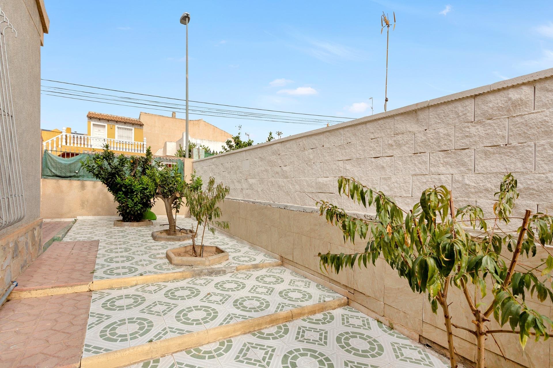 Herverkoop - Villa - Torrevieja - Nueva Torrevieja