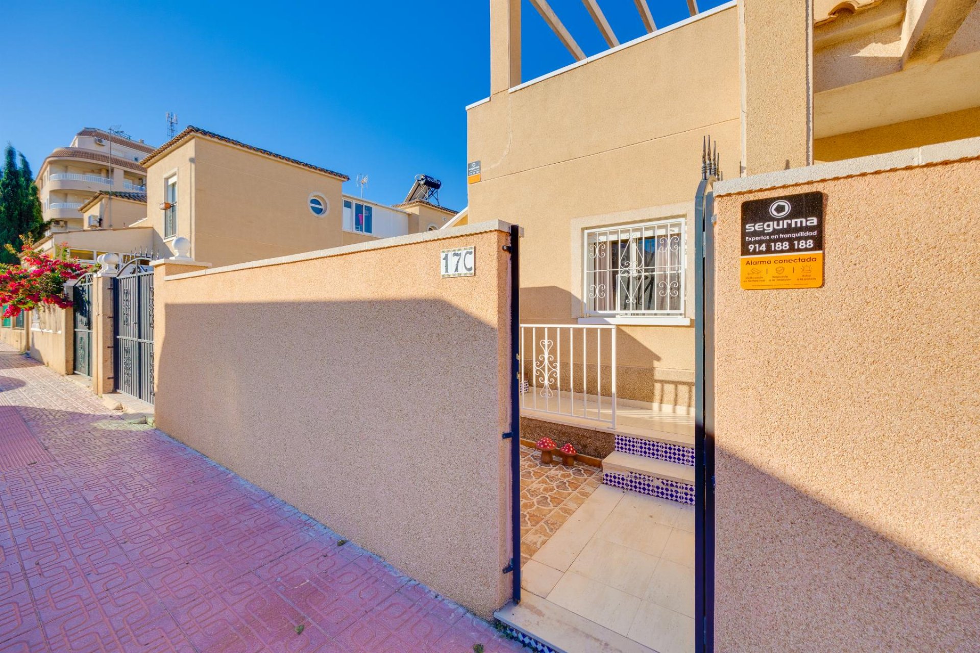 Herverkoop - Villa - Torrevieja - Pueblo - Centro