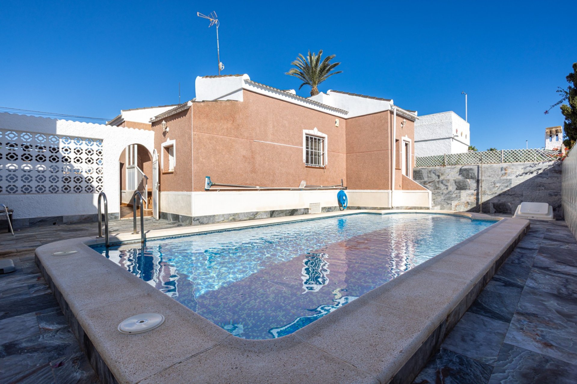 Herverkoop - Villa - Torrevieja - San luis
