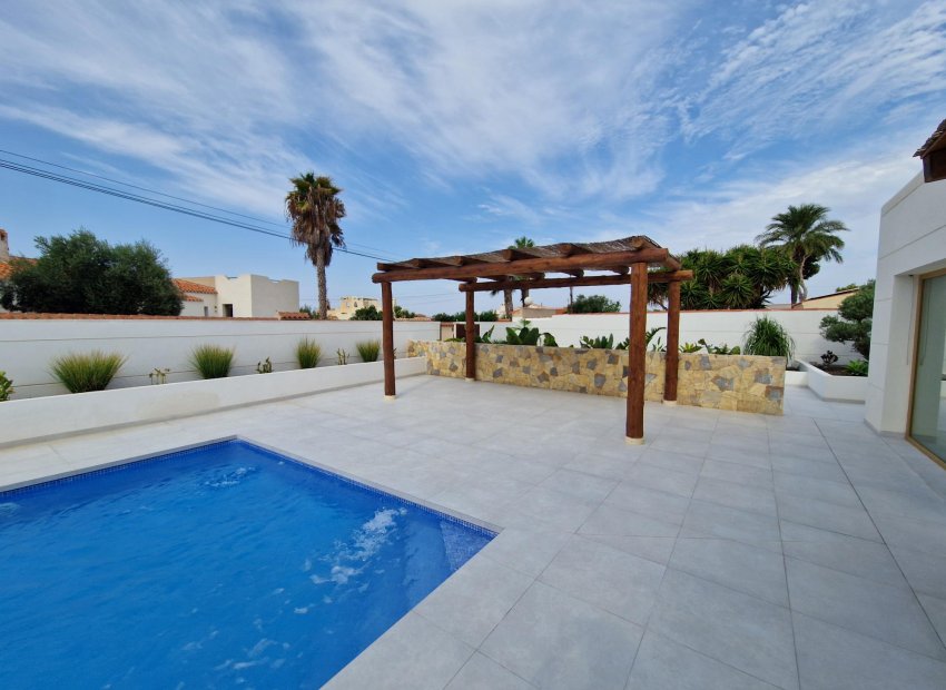 Herverkoop - Villa - Torrevieja - Torreta - florida