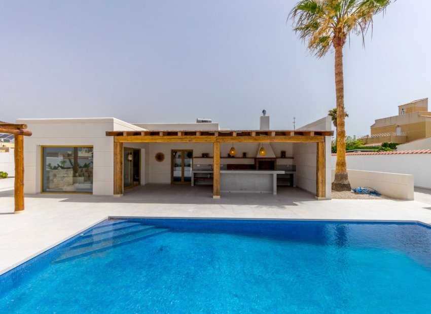 Herverkoop - Villa - Torrevieja - Torreta