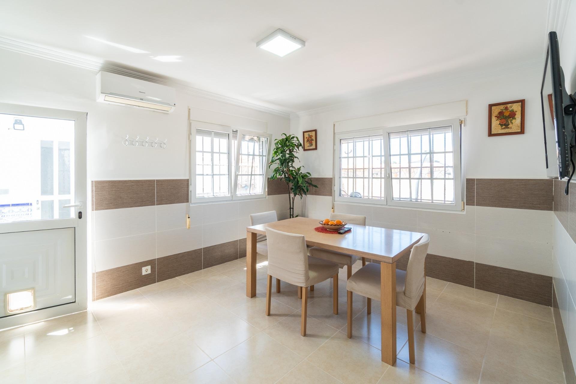 Herverkoop - Villa - Torrevieja - Torretas