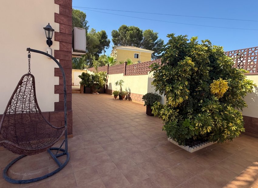 Herverkoop - Villa - Torrevieja