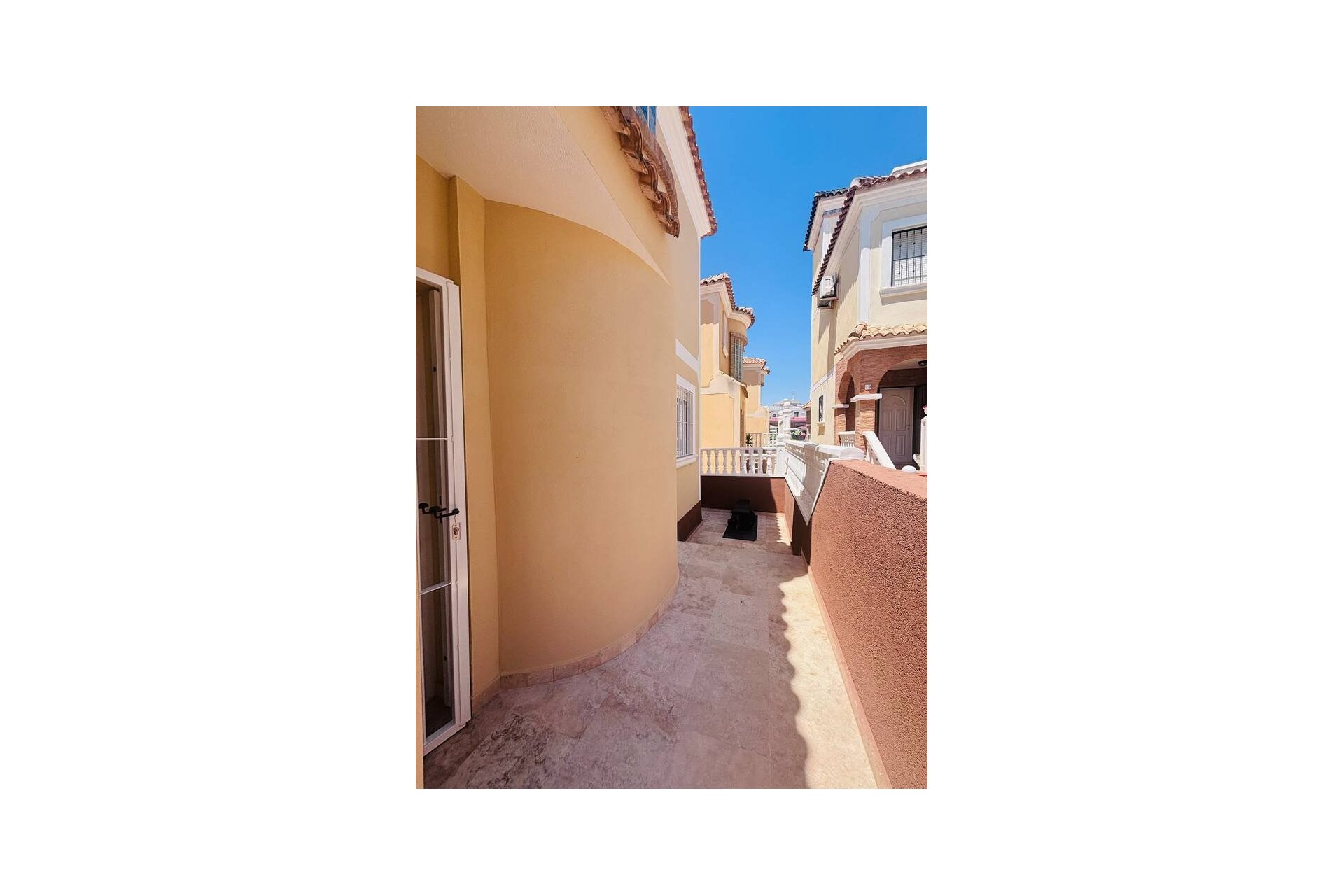 Herverkoop - Villa - Villamartin - Blue lagoon