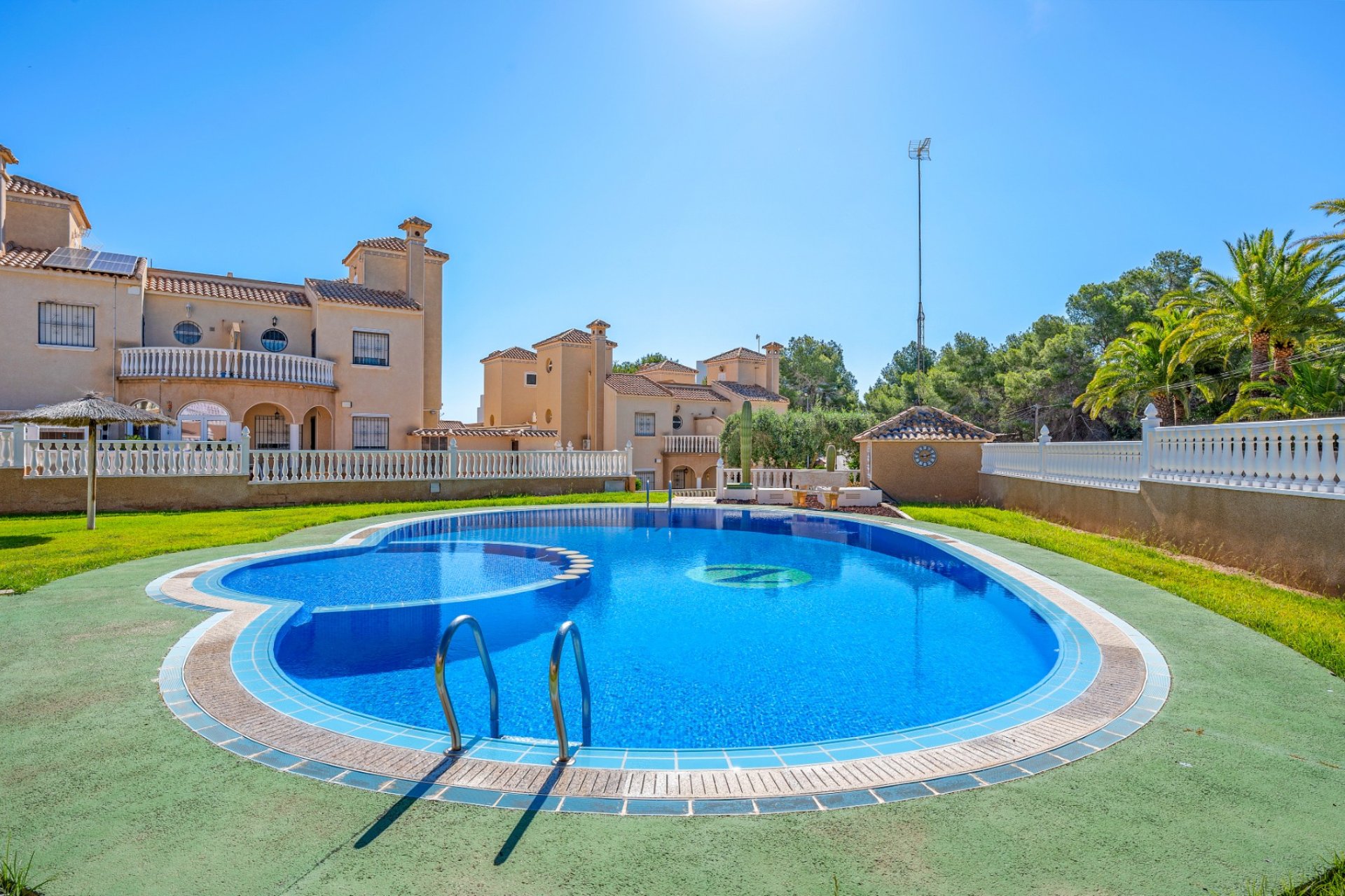 Herverkoop - Villa - Villamartin - Costa Blanca