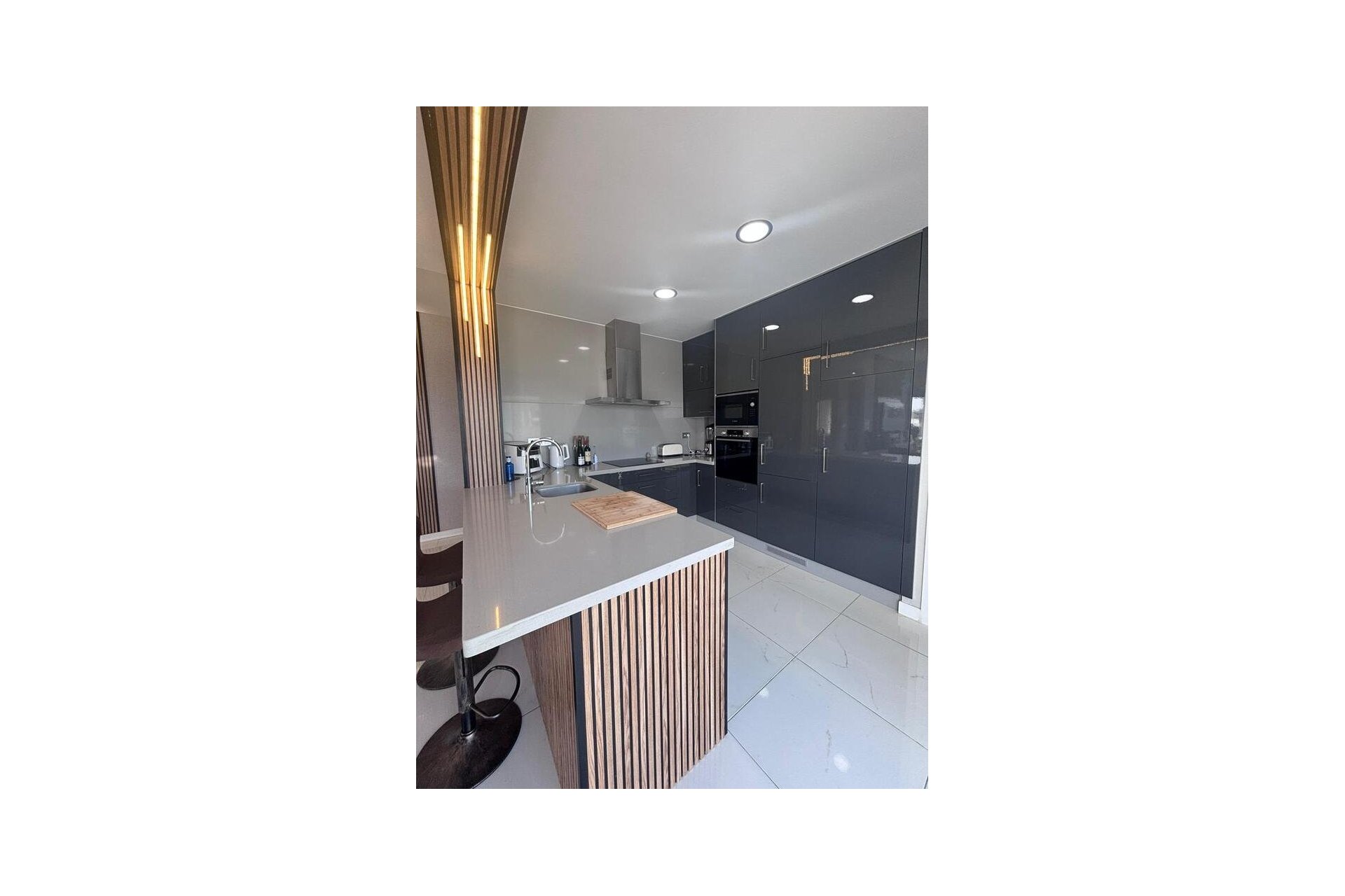 Herverkoop - Villa - Villamartin - PAU 8