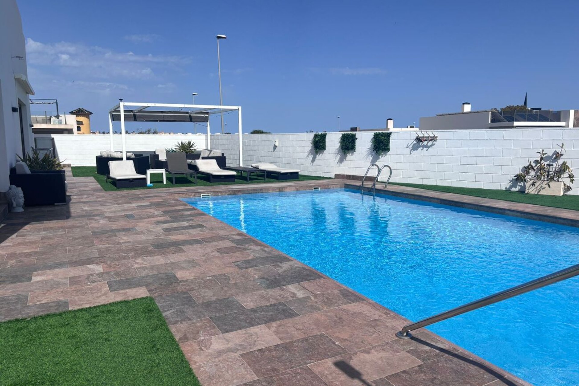 Herverkoop - Villa - Villamartin - PAU 8