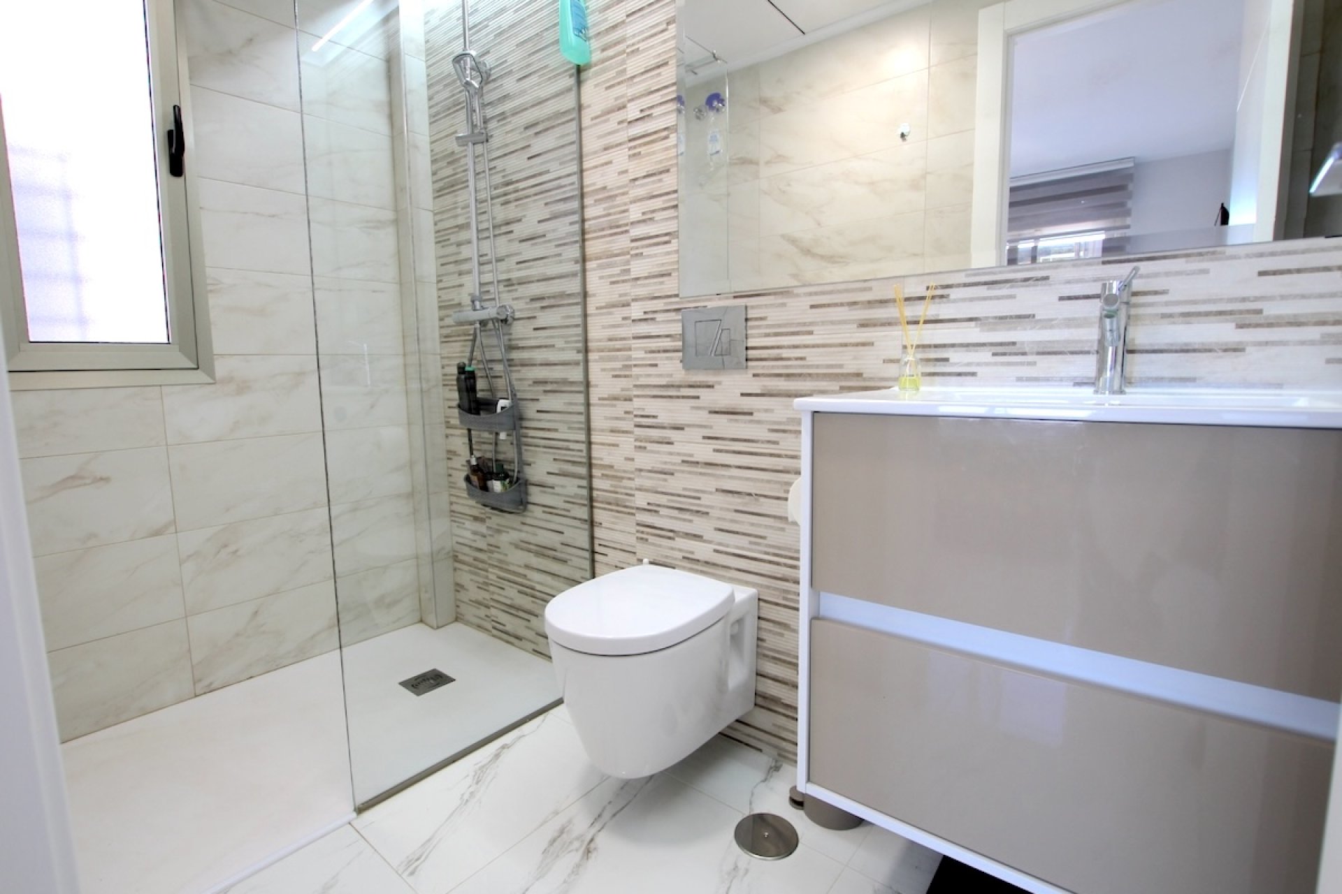 Herverkoop - Villa - Villamartin - Villamartín