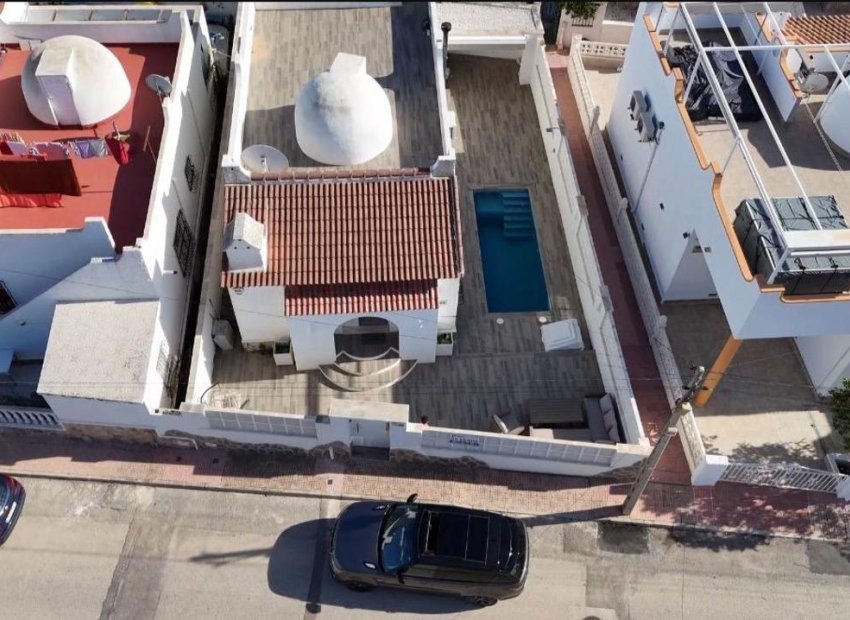 Herverkoop - Villa - Villamartin - Villamartín