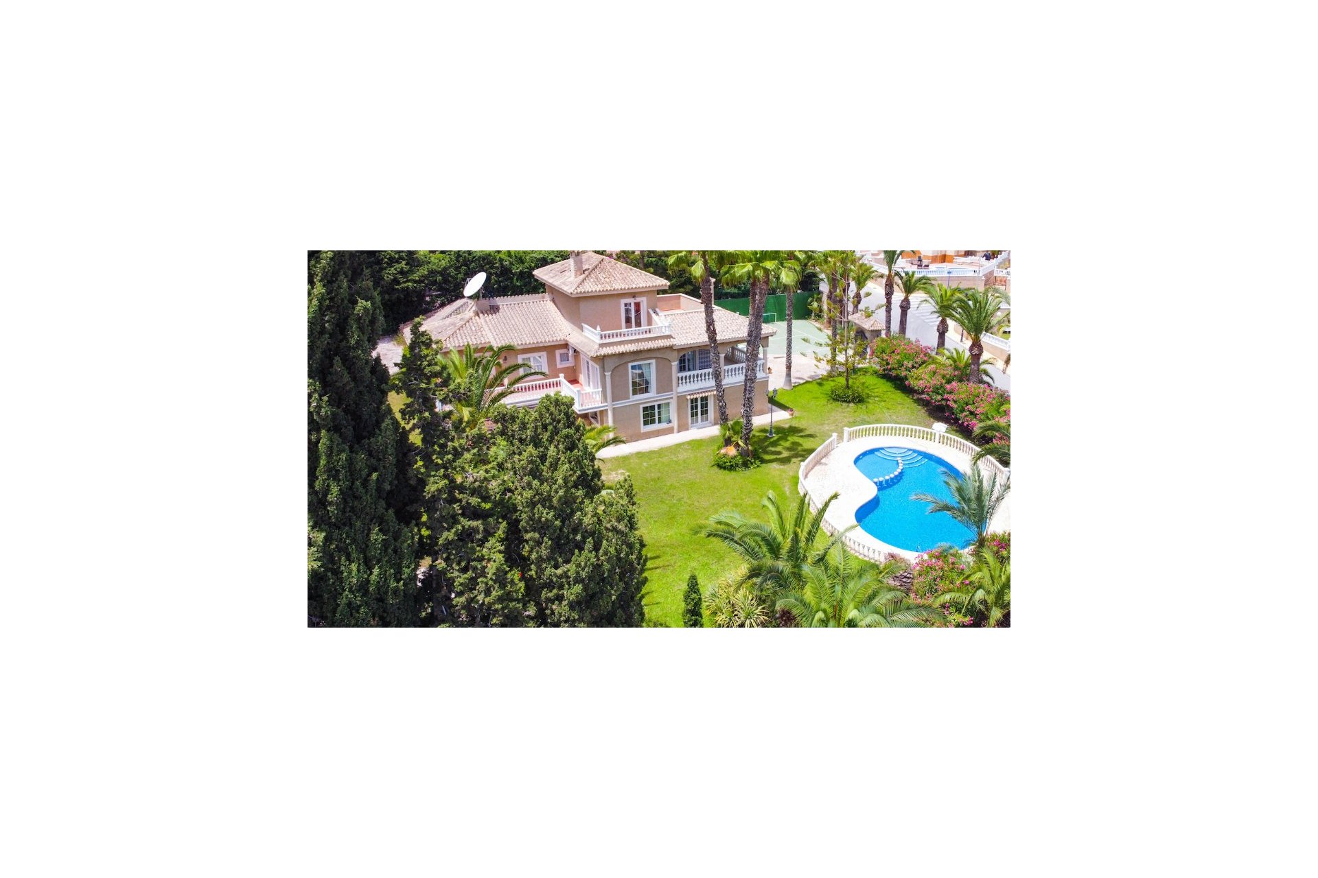 Herverkoop - Villa - Villamartin - Villamartín