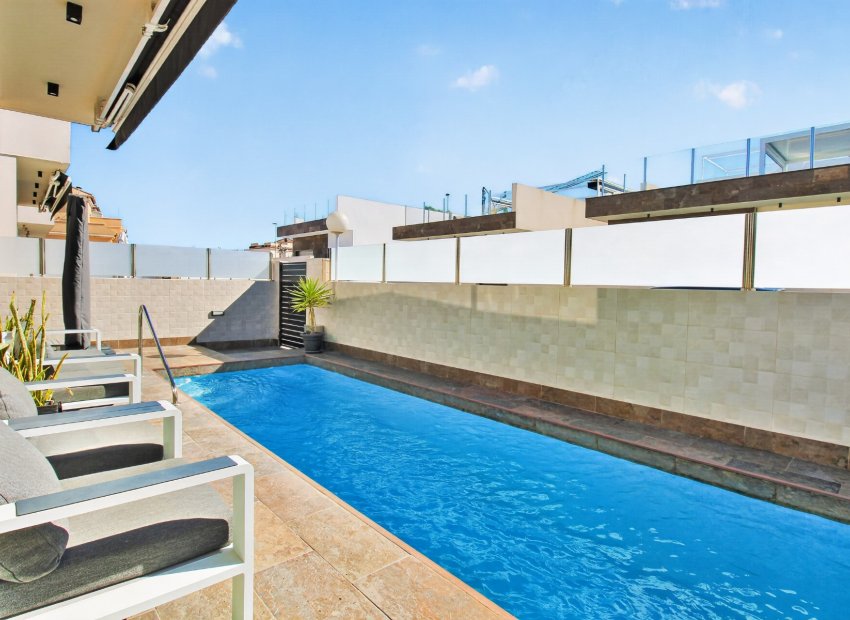 Herverkoop - Villa - Villamartin - Villamartín