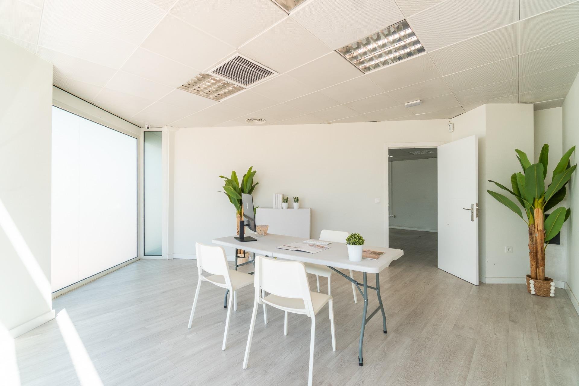 Long Term Rental - Commercial * - Orihuela Costa * - Playa Flamenca *