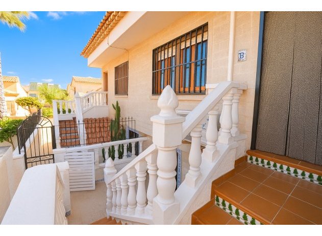 Maison mitoyenne - Revente -  - La Mata