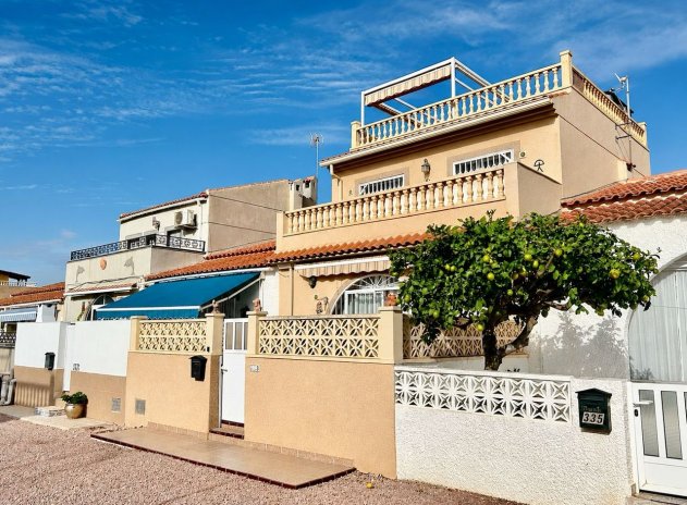 Maison mitoyenne - Revente - Torrevieja - Torrevieja