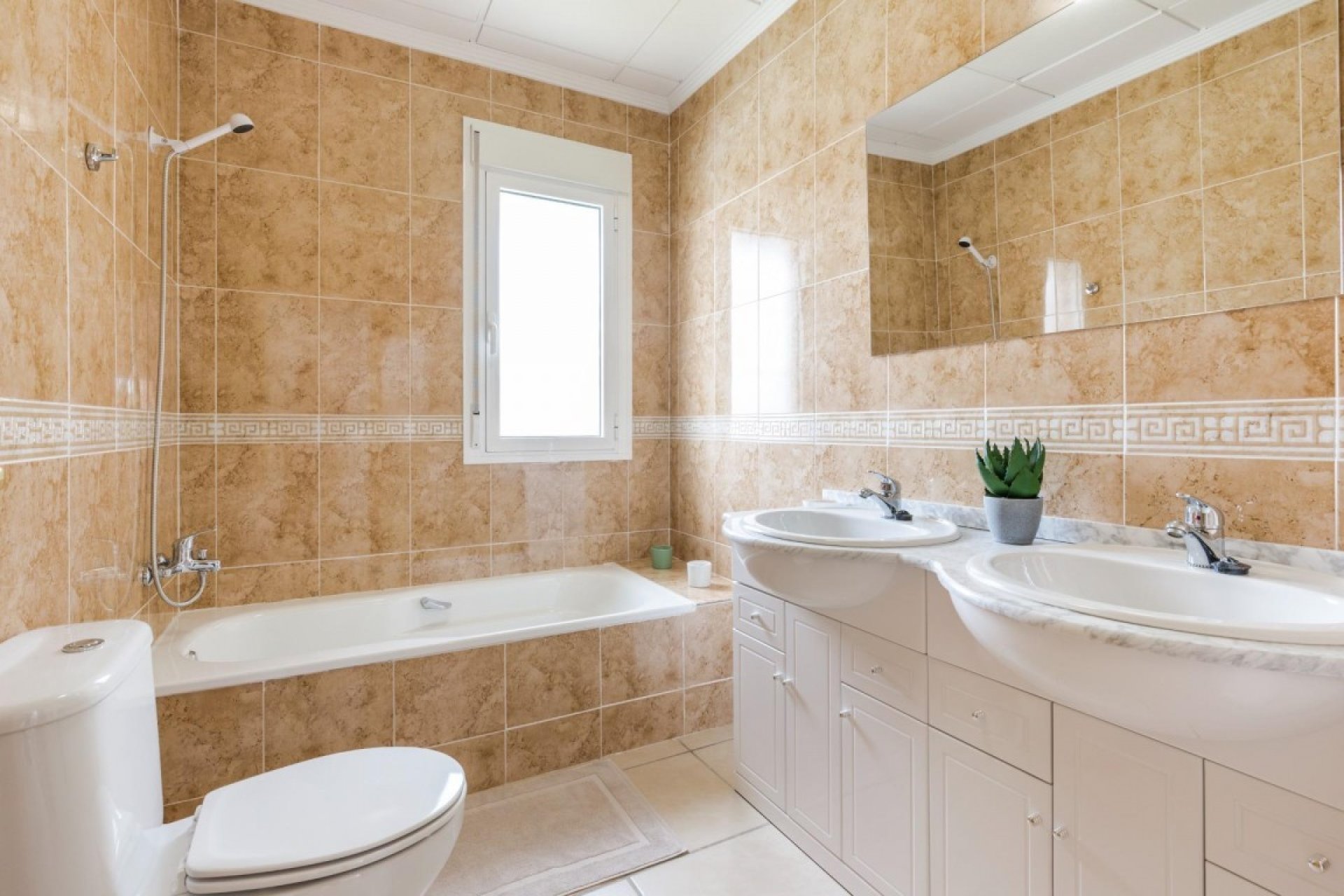 Neue Gebäude - Villa - Gea y Truyols