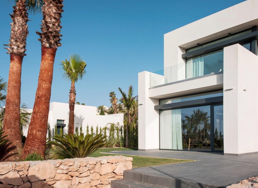 Neue Gebäude - Villa - La Manga del Mar Menor - La Manga Club