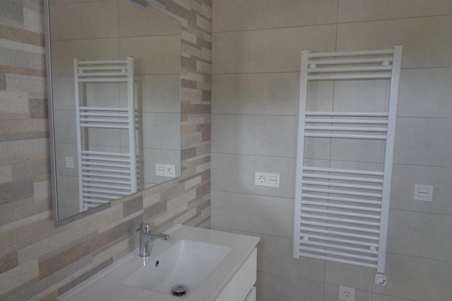 Neue Gebäude - Villa - Pinoso