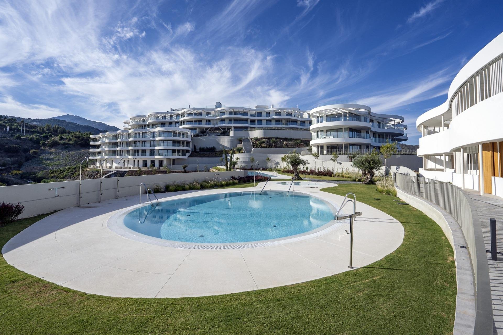 Neue Gebäude - Wohnung - Benahavís - Las Colinas de Marbella