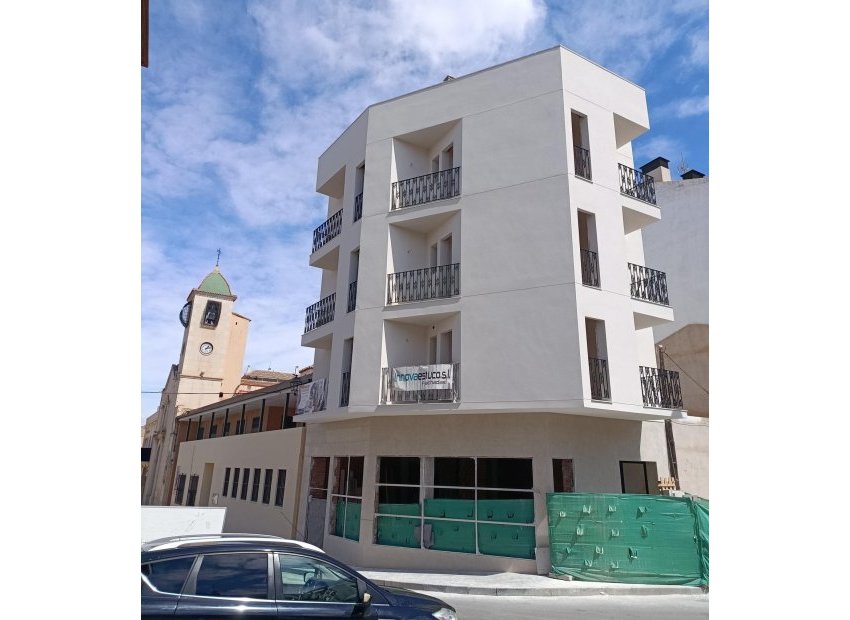 Neue Gebäude - Wohnung - Bigastro