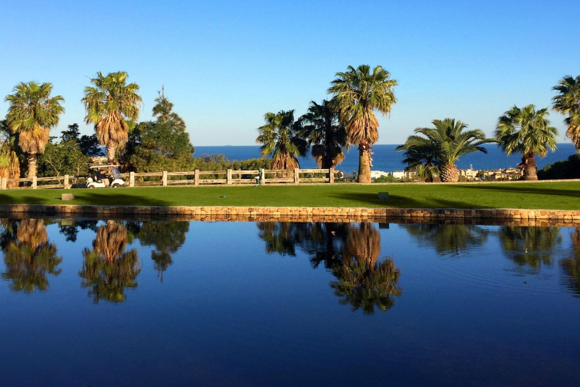 Neue Gebäude - Wohnung - Casares - Casares Playa