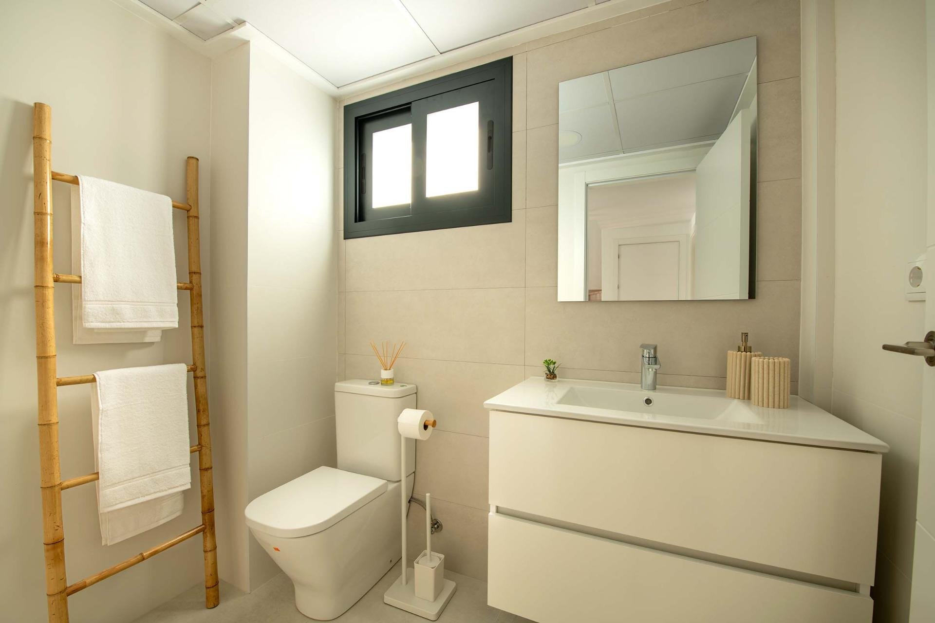 New Build - Apartment / Flat * - Cox - San Fernando