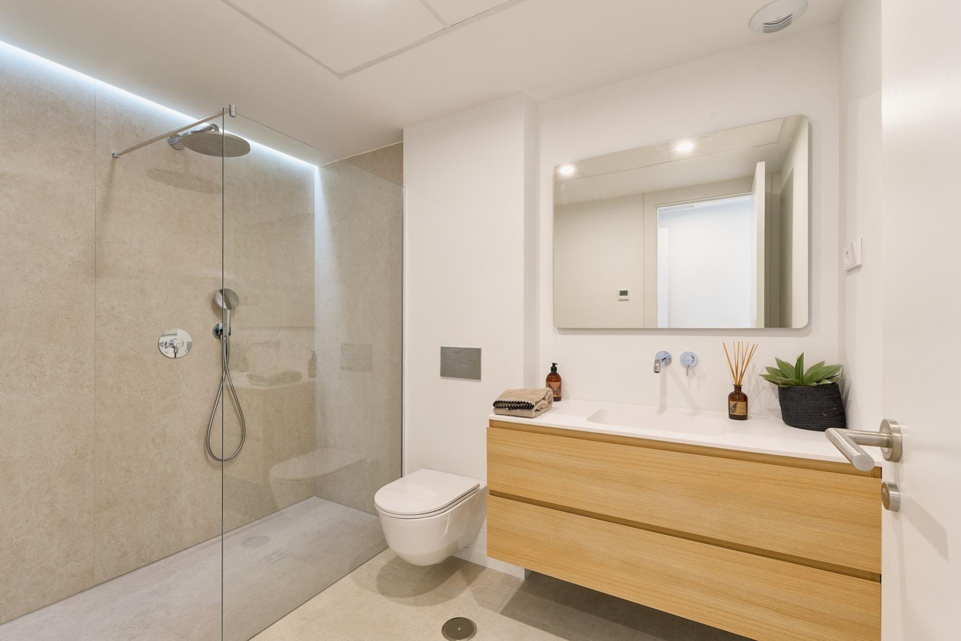 New Build - Apartment / Flat * - Fuengirola * - El Higuerón *