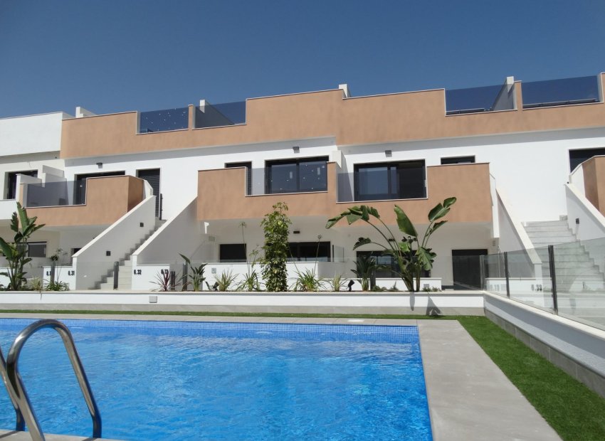 New Build - Apartment / Flat * - Pilar de la Horadada * - pueblo