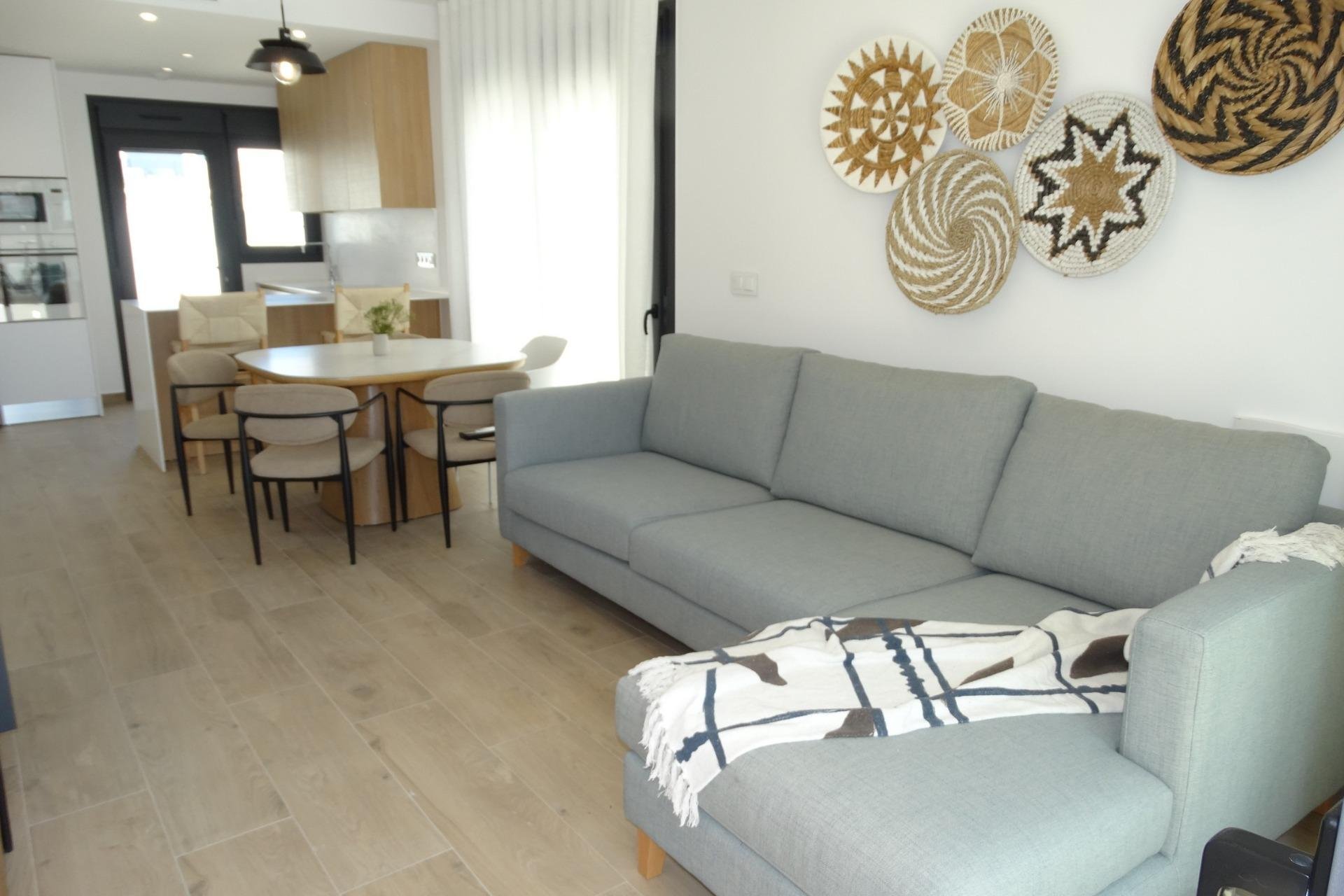 New Build - Apartment / Flat * - Pilar de la Horadada *