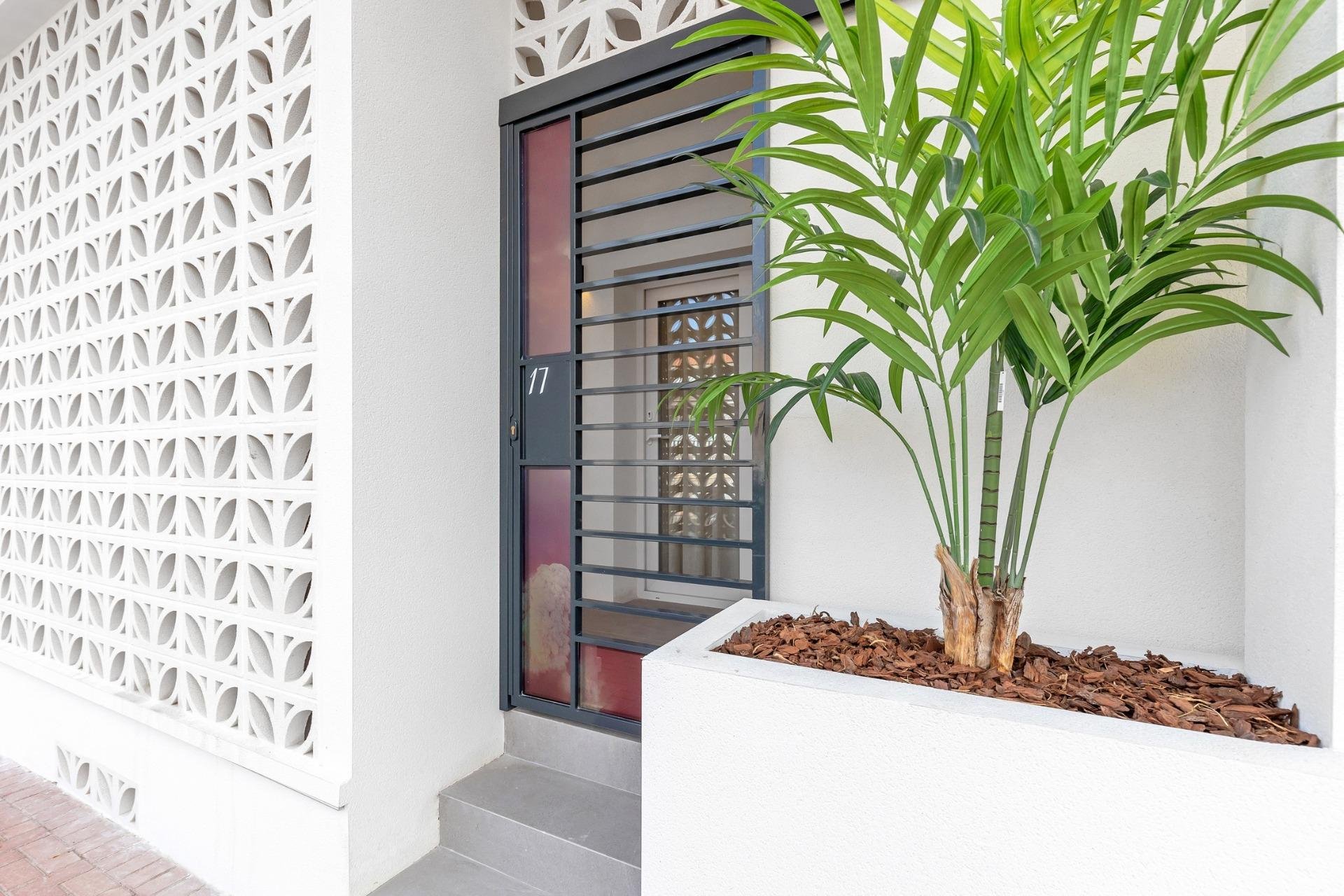 New Build - Apartment / Flat * - Torrevieja - Playa de los Naufragos *