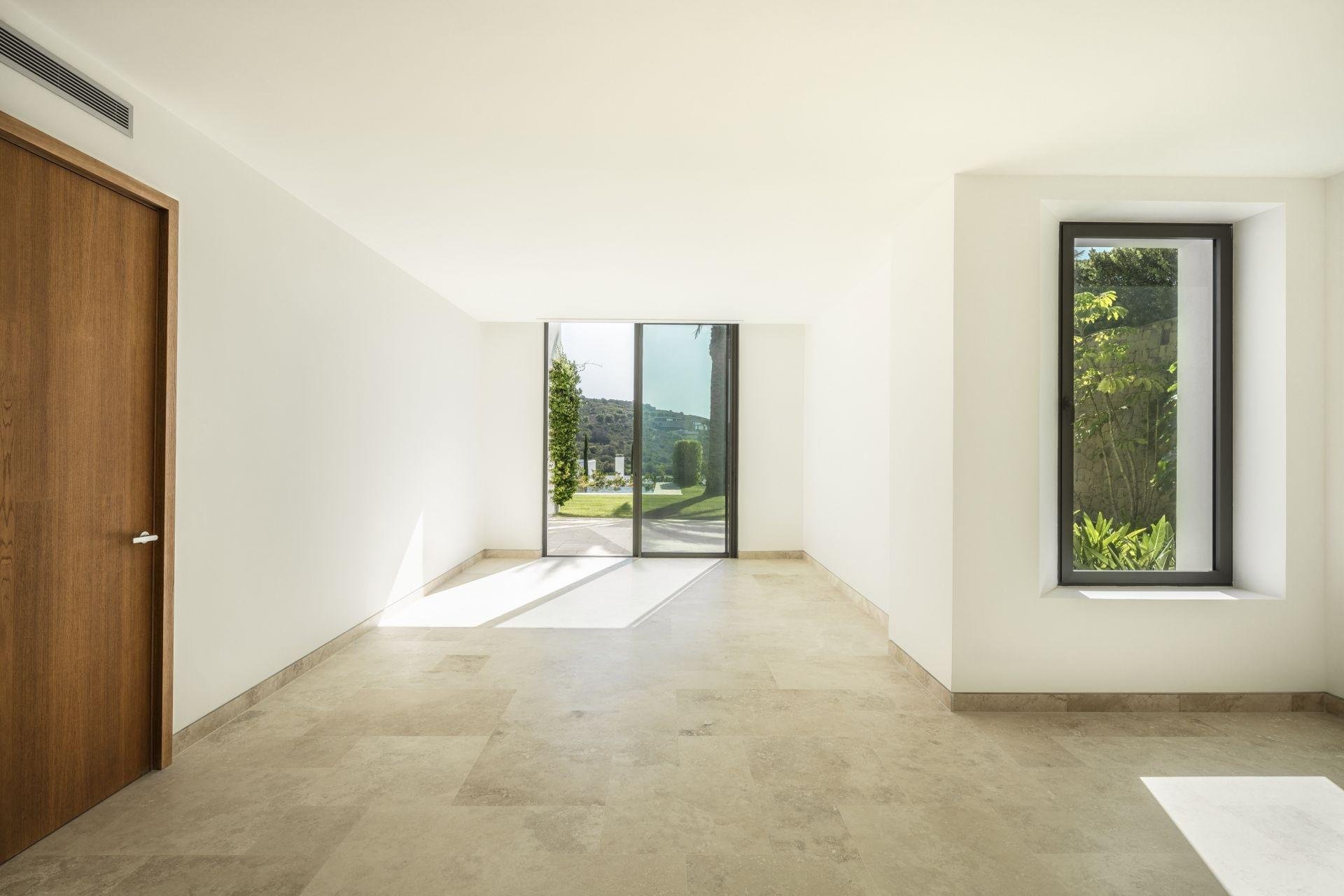 New Build - Villa * - Casares * - Pedregales