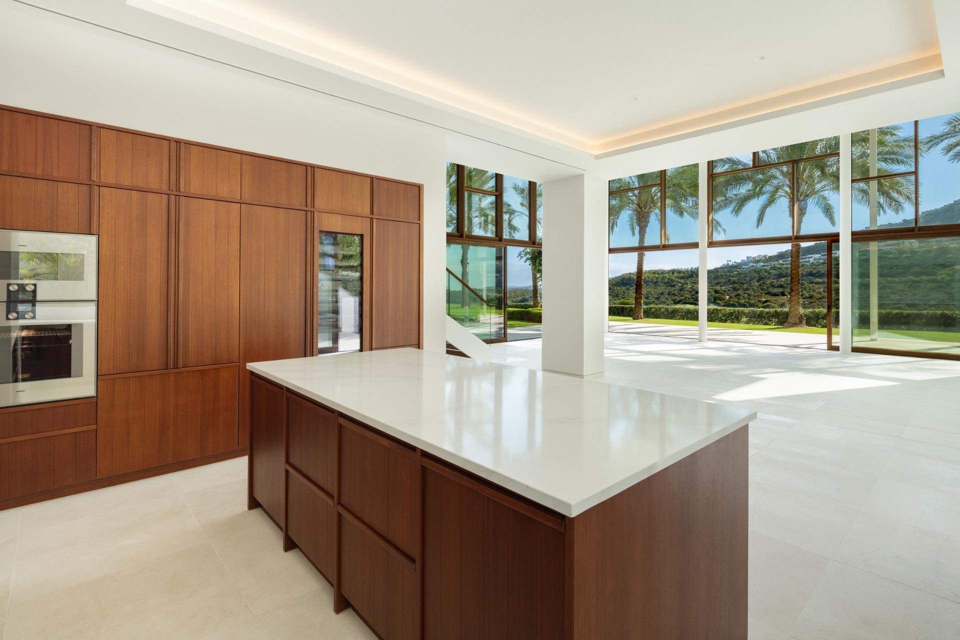 New Build - Villa * - Casares * - Pedregales