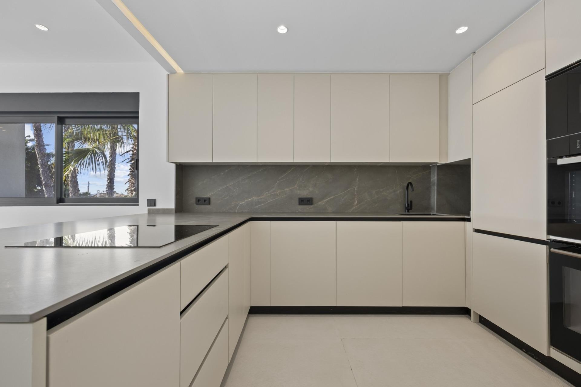 Nouvelle construction - Appartement - Estepona - El Paraíso