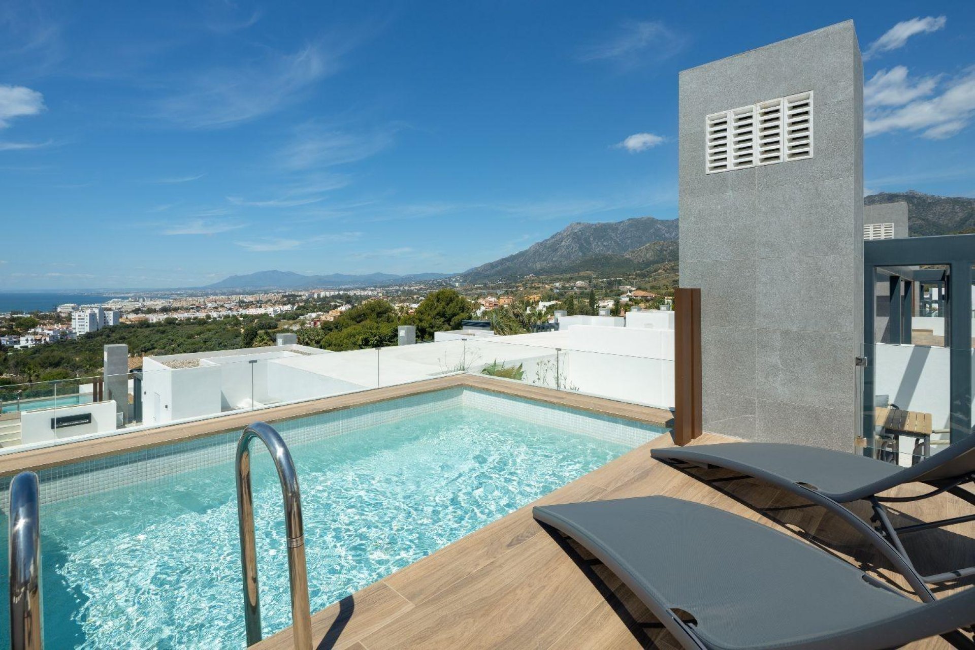 Nouvelle construction - Maison mitoyenne - Marbella - Rio Real Golf