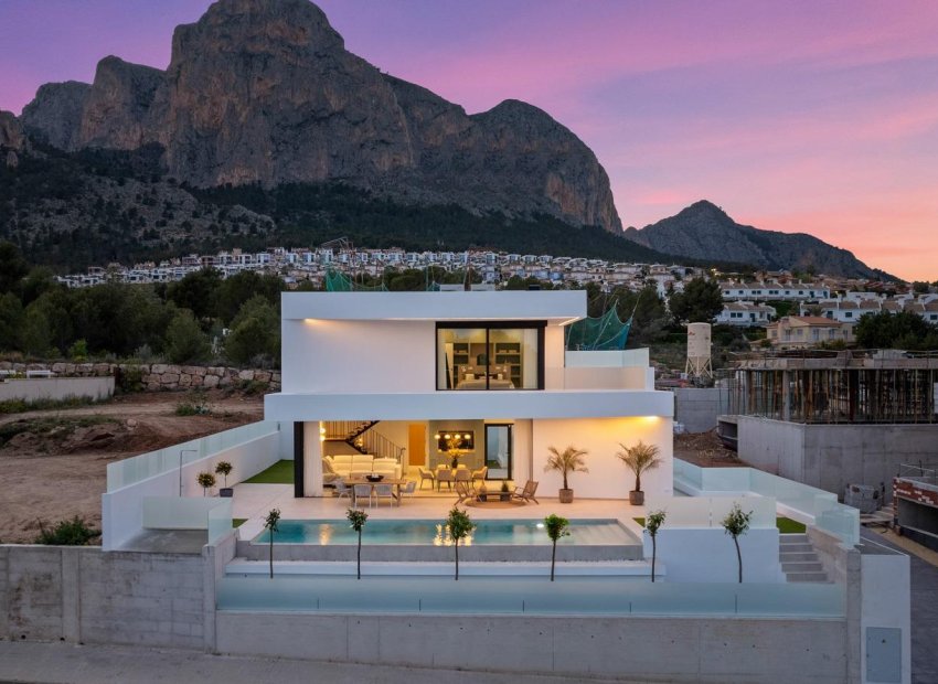 Nouvelle construction - Villa - Polop