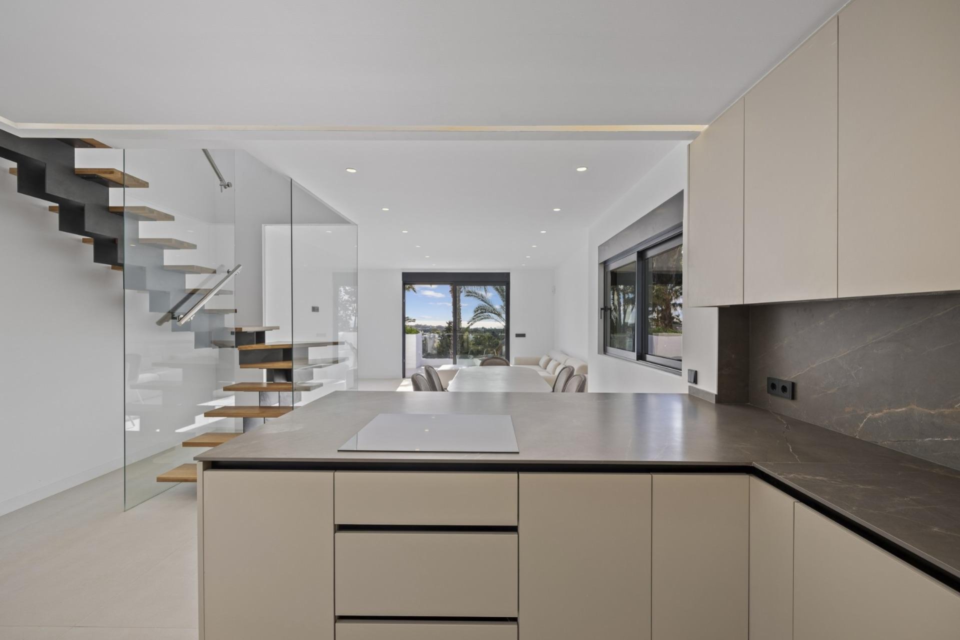 Obra nueva - Apartamento / Piso - Estepona - El Paraíso