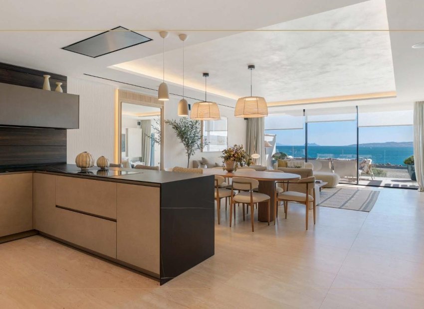 Obra nueva - Apartamento / Piso - Estepona - Playa del Cristo