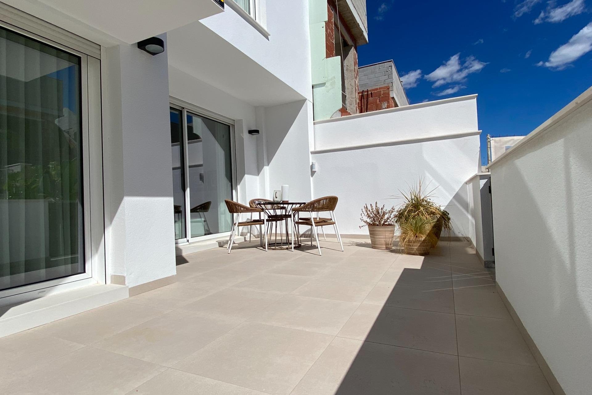 Obra nueva - Apartamento / Piso - Pilar de la Horadada