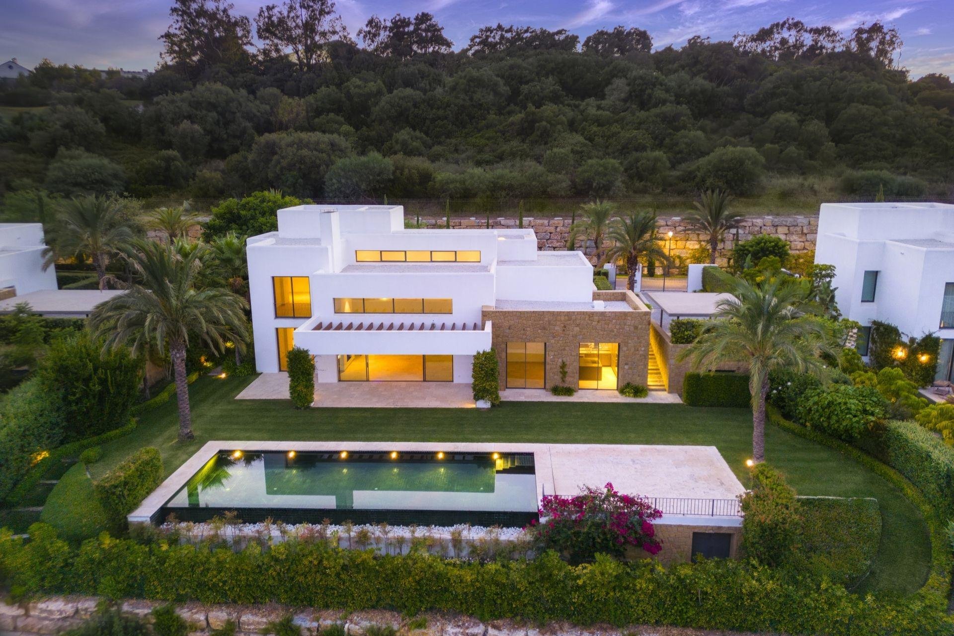 Obra nueva - Villa - Casares - Pedregales